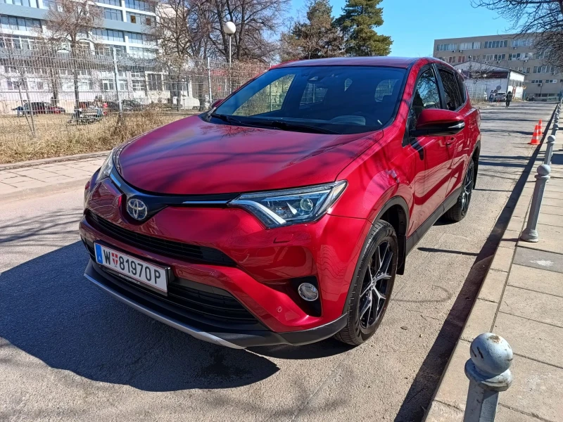 Toyota Rav4 Hybrid, снимка 16 - Автомобили и джипове - 49414857