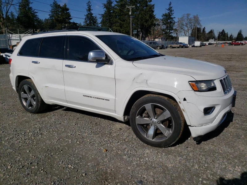 Jeep Grand cherokee Дизел* Подгрев* Камера* Панорама, снимка 4 - Автомобили и джипове - 49544865