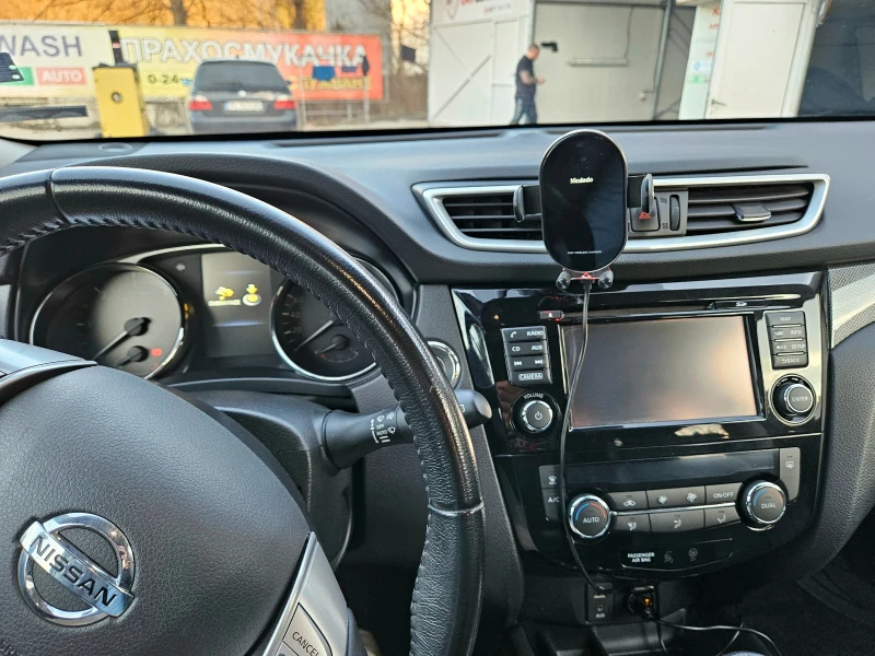 Nissan X-trail Tekna, снимка 11 - Автомобили и джипове - 52550015