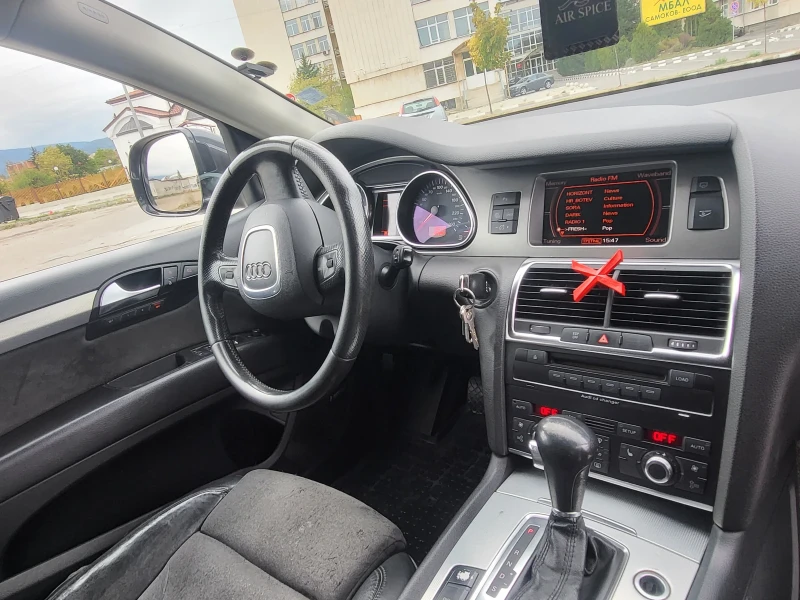 Audi Q7, снимка 12 - Автомобили и джипове - 52297787