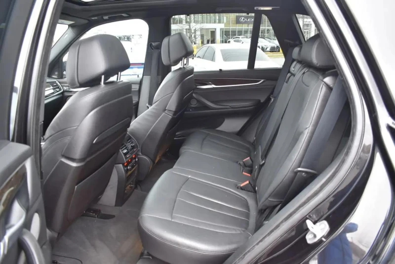 BMW X5 M packet* 35d* 360* Обдух* H&K* Панорама, снимка 7 - Автомобили и джипове - 52564562