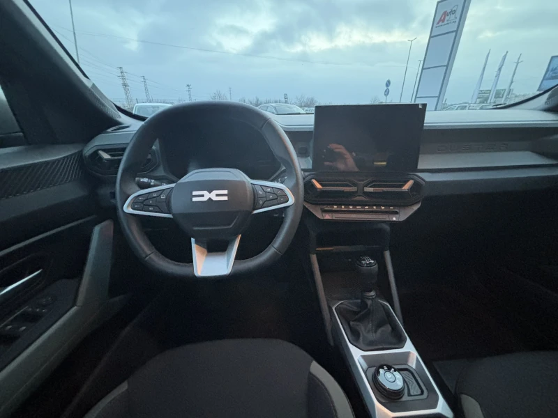 Dacia Duster TCe 130 4x4, снимка 8 - Автомобили и джипове - 52929376