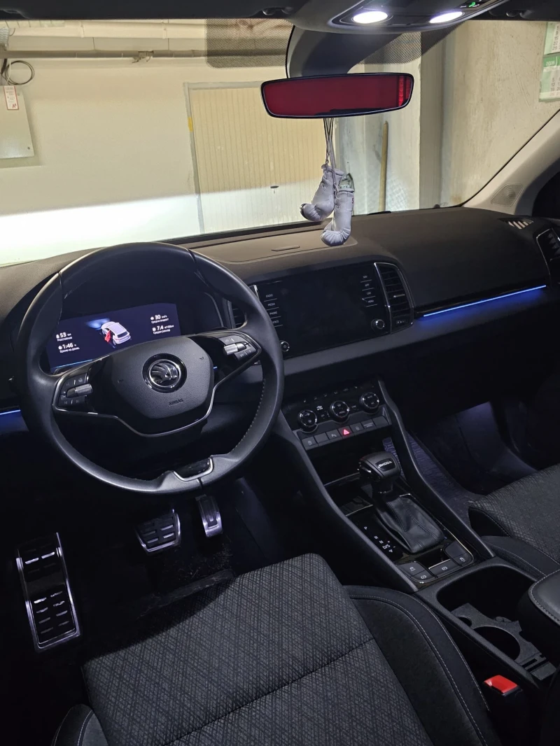 Skoda Karoq 1.5 TSI DSG 7, снимка 9 - Автомобили и джипове - 53471466