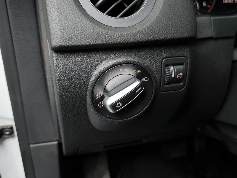 VW Tiguan 2.0 TDI COMFORT 5N, снимка 17 - Автомобили и джипове - 55295689