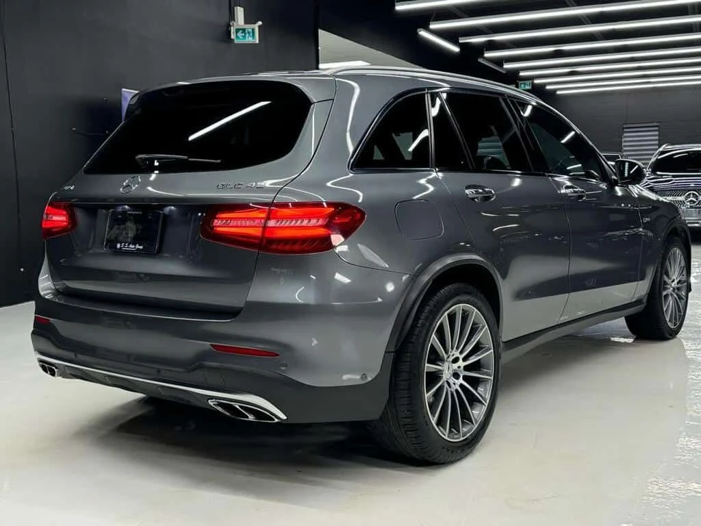 Mercedes-Benz GLC * GLC43 AMG| NAV| 360CAM| BSM| PANO ROOF| * CARFAX, снимка 4 - Автомобили и джипове - 54124330