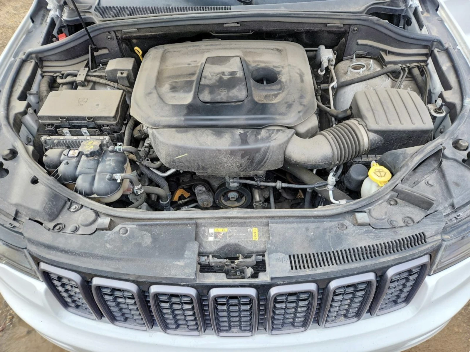 Jeep Grand cherokee АВТОКРЕДИТ, снимка 12 - Автомобили и джипове - 54370329
