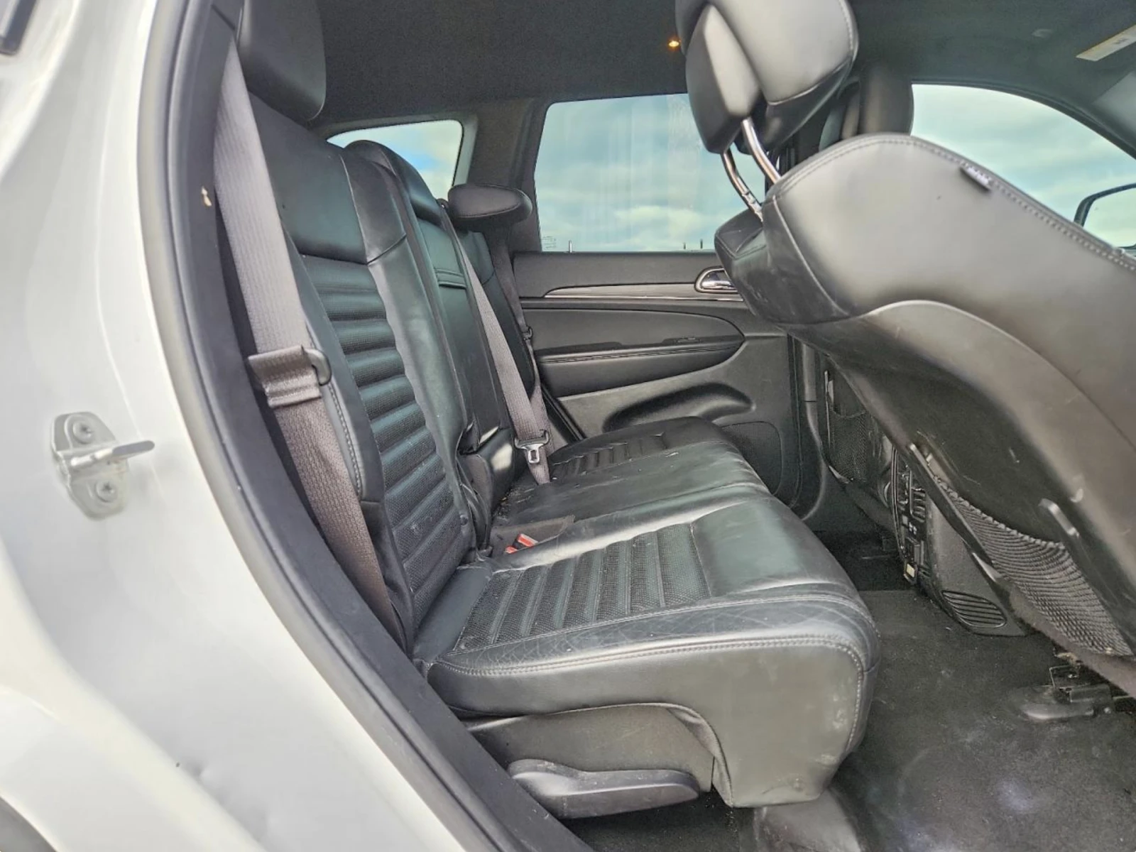 Jeep Grand cherokee АВТОКРЕДИТ, снимка 11 - Автомобили и джипове - 54370329