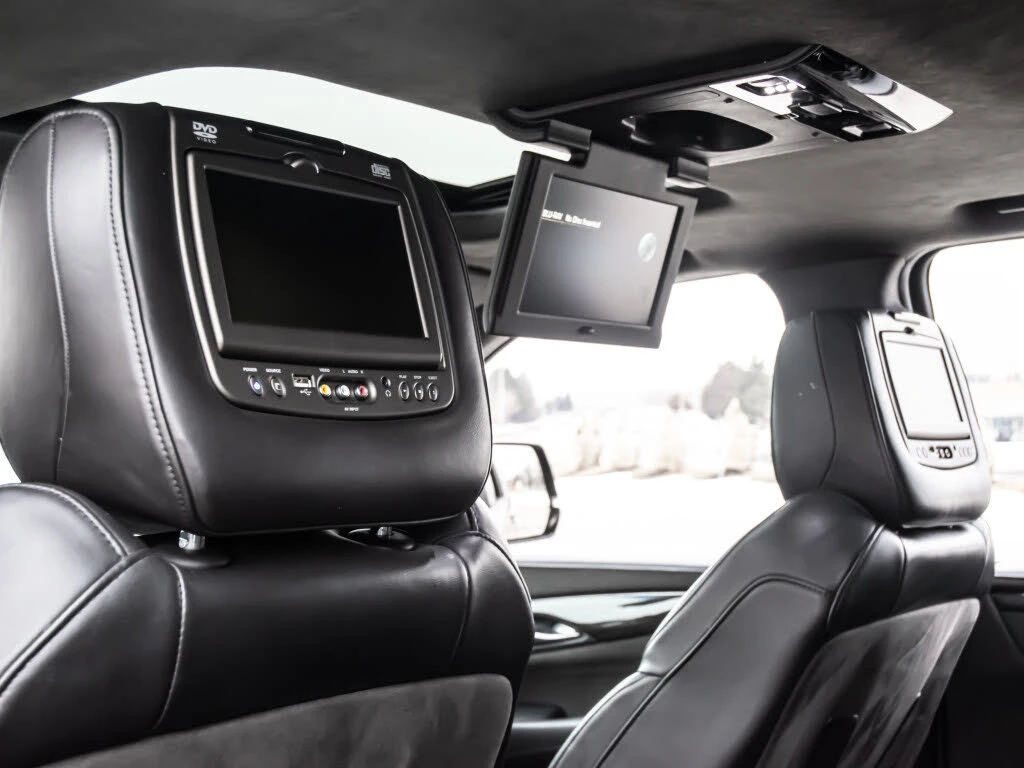 Cadillac Escalade PLATINUM* BOSE* HEAD UP* МАСАЖ* ОБДУХВАНЕ* 360 CAM, снимка 14 - Автомобили и джипове - 55283465