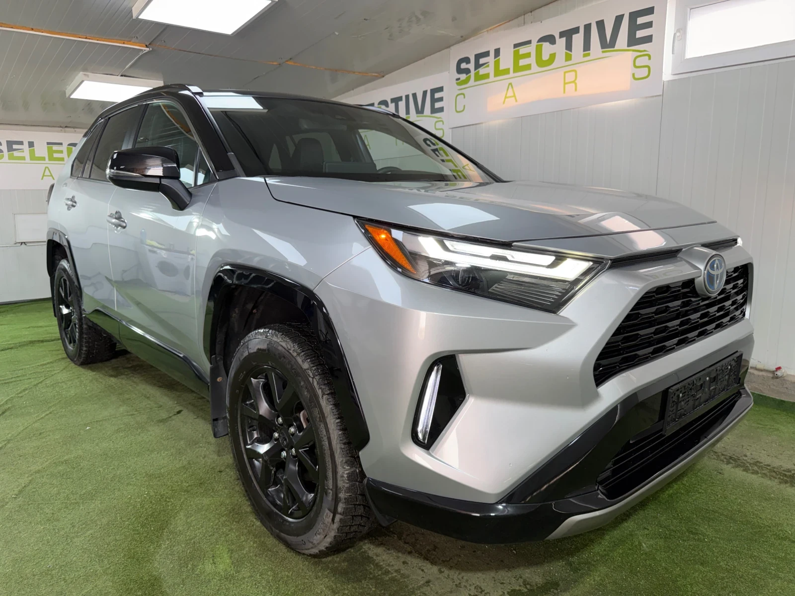 Toyota Rav4 Hybrid XSE AWD, снимка 5 - Автомобили и джипове - 55582338