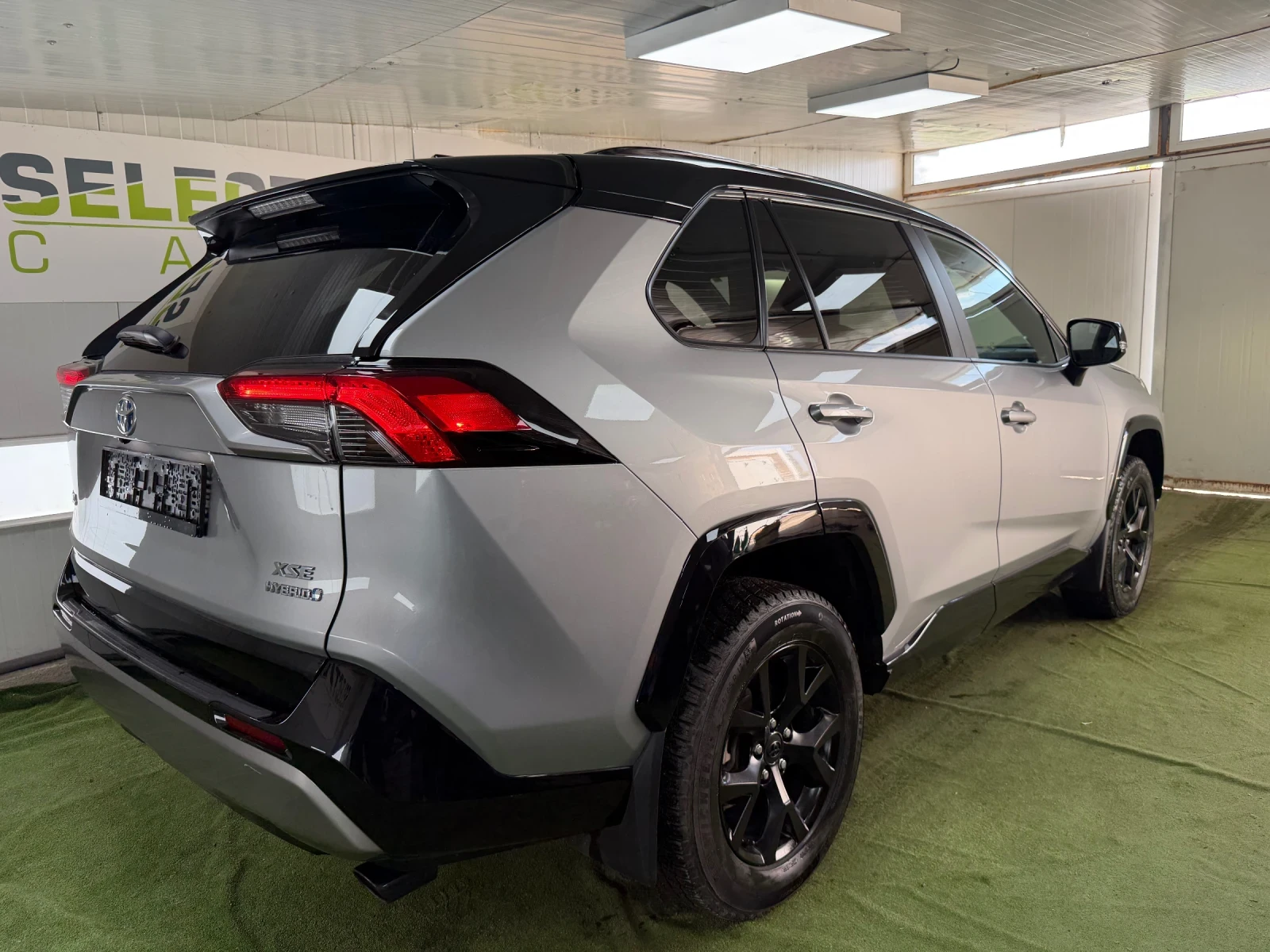 Toyota Rav4 Hybrid XSE AWD, снимка 6 - Автомобили и джипове - 55582338