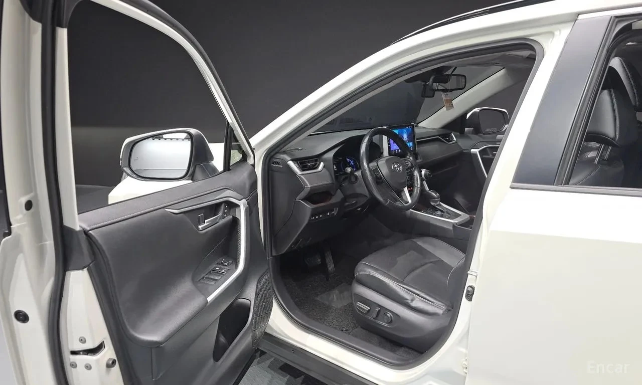 Toyota Rav4 * 2.5 4WD Hybrid * КРАЙНА ЦЕНА ДО БЪЛГАРИЯ, снимка 10 - Автомобили и джипове - 55843134