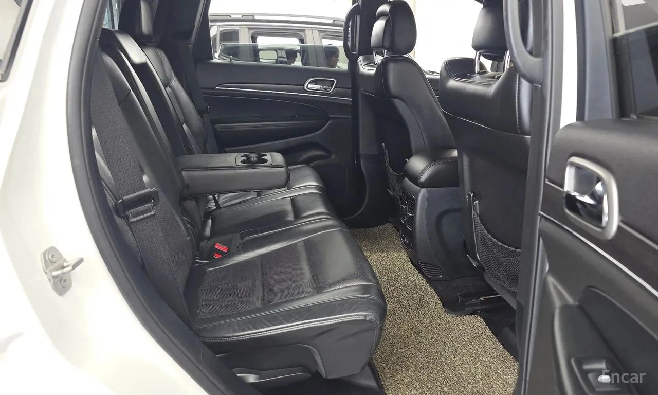Jeep Cherokee 3.6 Limited/МК2/ПАНОРАМА/ПОДГРЕВ/ОБДУХ/, снимка 12 - Автомобили и джипове - 56131464
