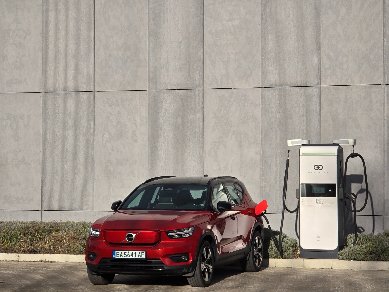 Volvo XC40 Recharge P8 AWD | Mobile.bg � ����������� 3