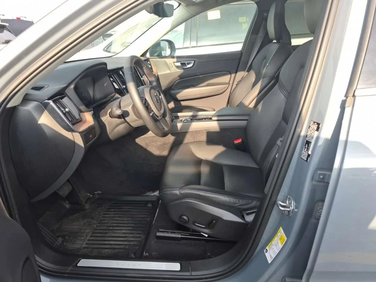 Volvo XC60, снимка 8 - Автомобили и джипове - 56718695