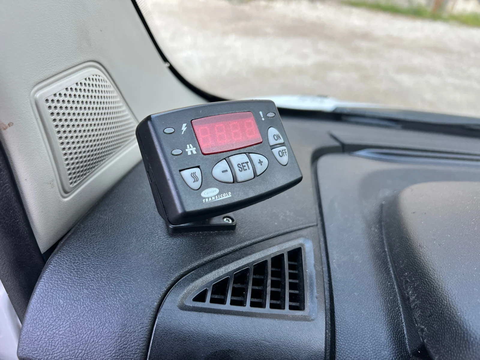 Fiat Ducato frigo CARRIER, снимка 9 - Бусове и автобуси - 54438975