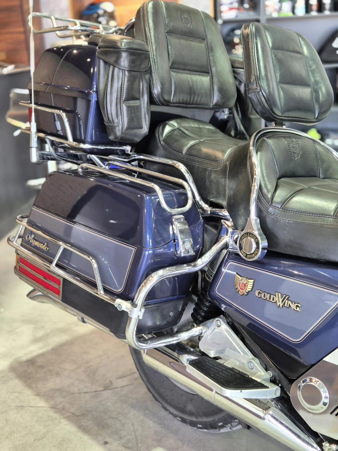 Honda Gold Wing GL1200 ASPENCADE! Нов внос от ШВЕЙЦАРИЯ!!!, снимка 14 - Мотоциклети и мототехника - 54609064
