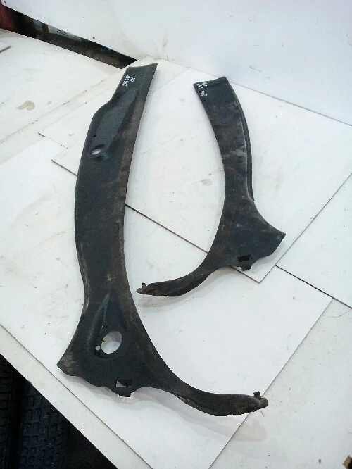 Кора под предни чистачки Пежо 206SW