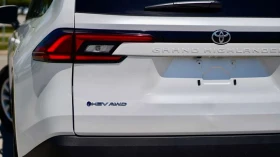 Toyota Grand Highlander * Hybrid * CARFAX * ПОДГРЕВИ * KEYLESS * 2 КЛЮЧА, снимка 16