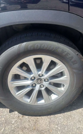Toyota Grand Highlander * Hybrid * CARFAX * ПОДГРЕВИ * KEYLESS * 2 КЛЮЧА, снимка 7
