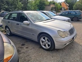 Mercedes-Benz 220 C 220, снимка 1