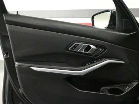 BMW 330 * xDrive NA * CARFAX * ЦЕНА ДО БГ - 22500 € / 44006.17 лв. - 24098886 11