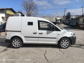 VW Caddy 1л6, снимка 4 - Автомобили и джипове - 53413638
