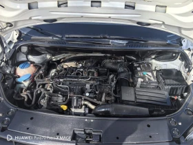 VW Caddy 1л6, снимка 13 - Автомобили и джипове - 53413638