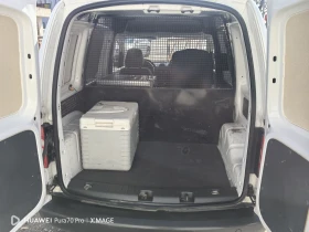 VW Caddy 1л6, снимка 9 - Автомобили и джипове - 53413638