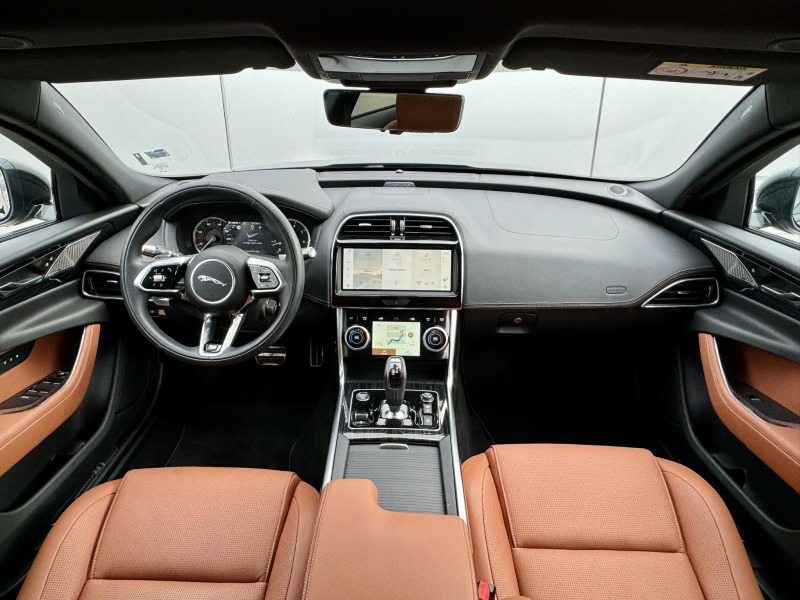 Jaguar XE 2.0 I4, снимка 12 - Автомобили и джипове - 46420593