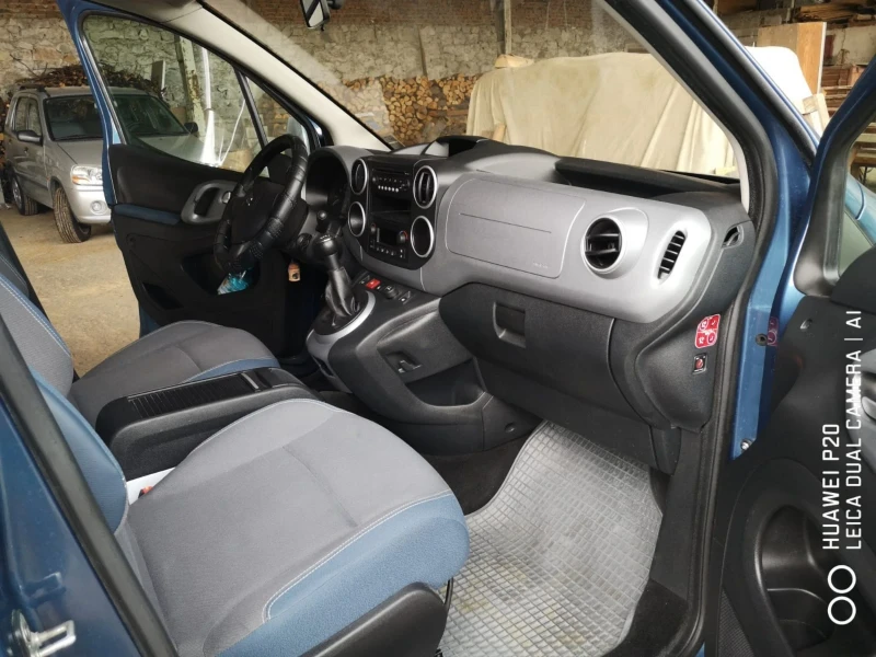 Citroen Berlingo 1.6hdi 110hp Multyspace, снимка 11 - Автомобили и джипове - 47115770