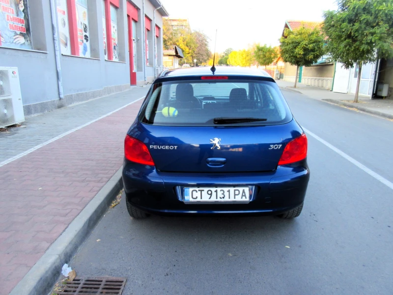 Peugeot 307 1.4i Facelift, снимка 5 - Автомобили и джипове - 48011100