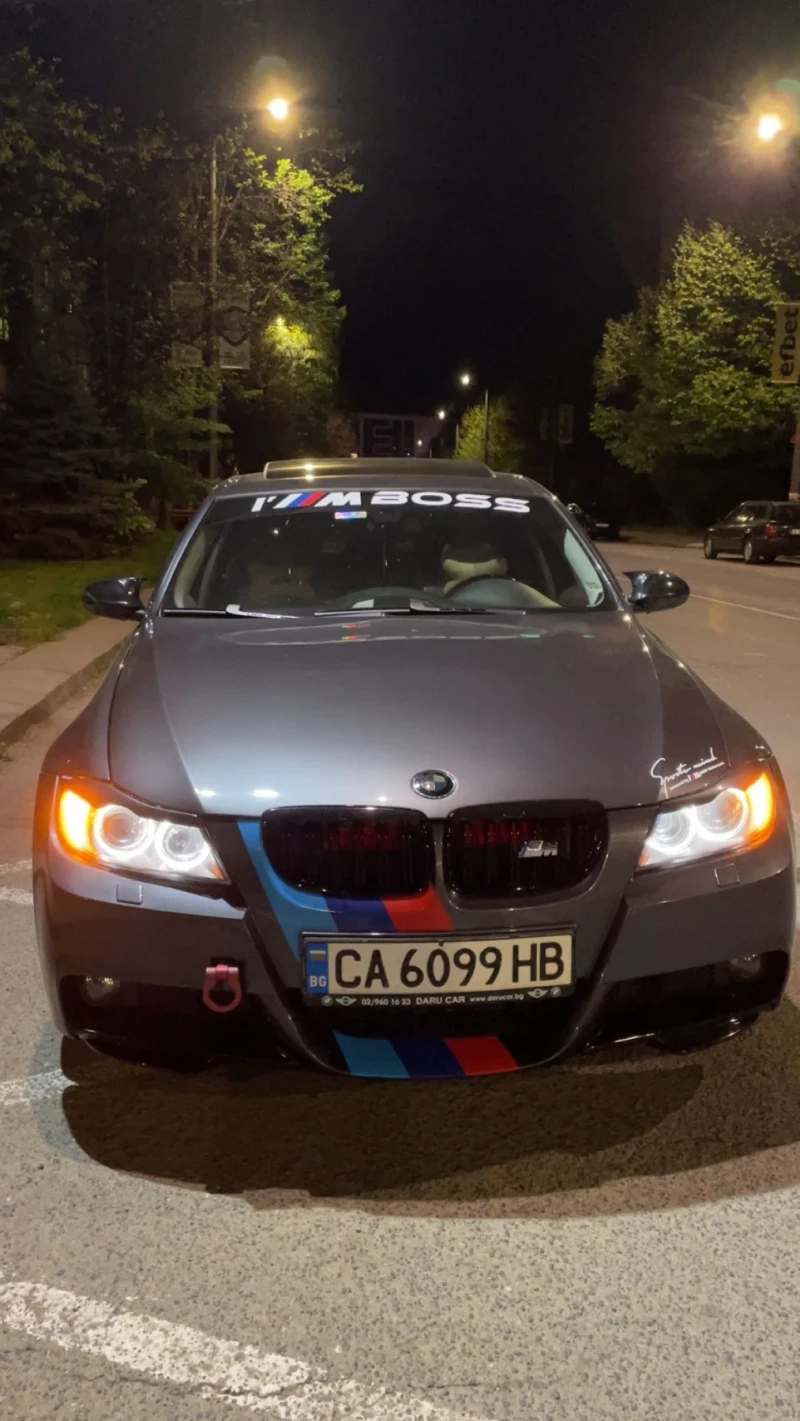 BMW 320, снимка 16 - Автомобили и джипове - 48538266