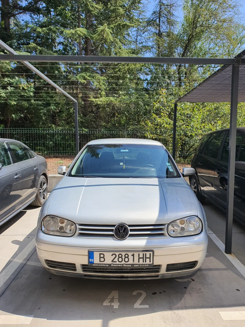 VW Golf, снимка 2 - Автомобили и джипове - 48618342