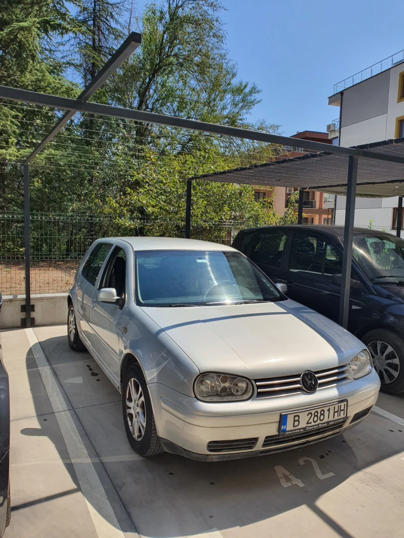 VW Golf, снимка 1 - Автомобили и джипове - 48618342