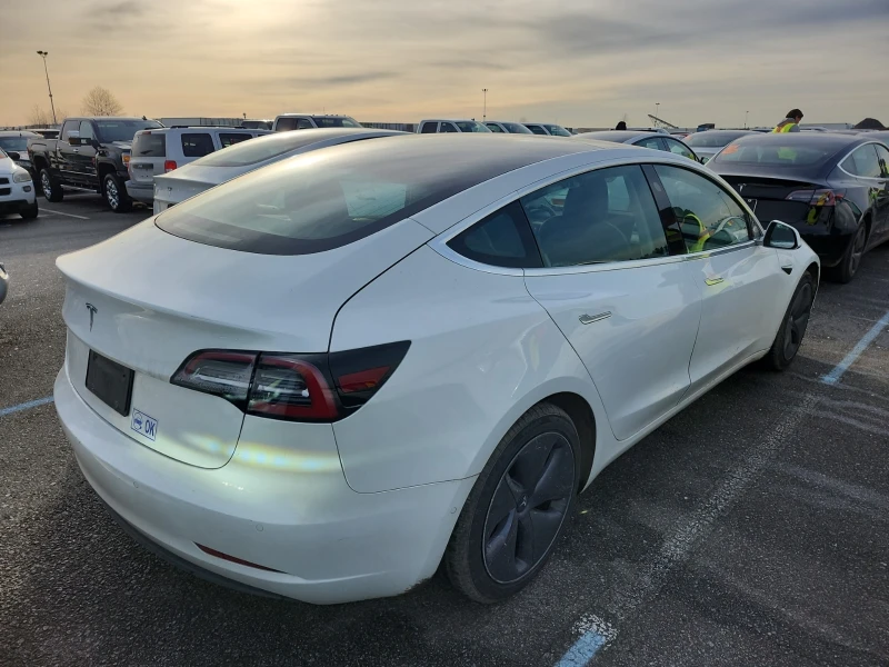 Tesla Model 3, снимка 6 - Автомобили и джипове - 48770399