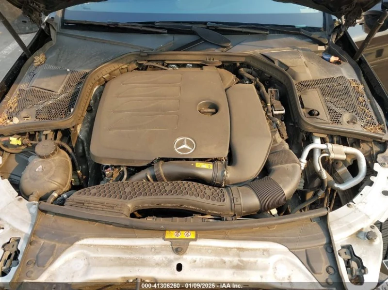 Mercedes-Benz C 300 2.0L I-4 DI, DOHC, VVT, TURBO, 255HP Rear Wheel Dr, снимка 16 - Автомобили и джипове - 49562402