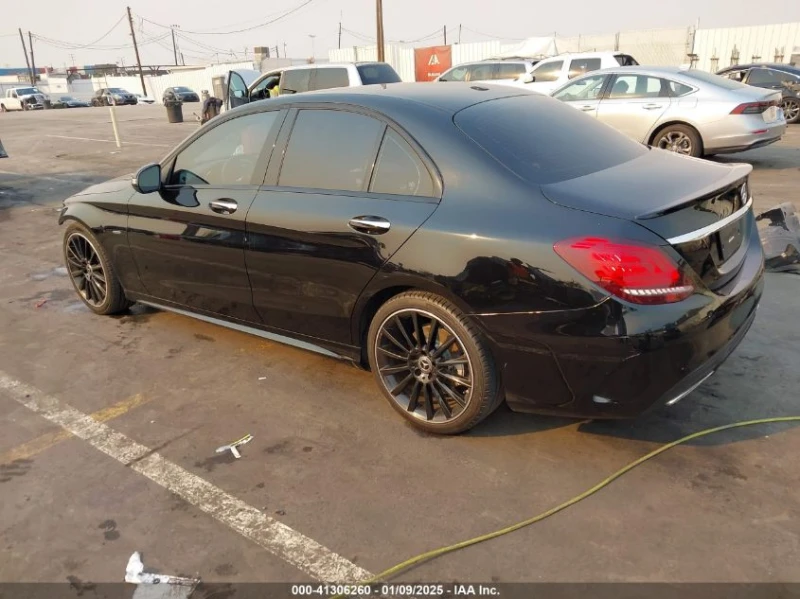 Mercedes-Benz C 300 2.0L I-4 DI, DOHC, VVT, TURBO, 255HP Rear Wheel Dr, снимка 9 - Автомобили и джипове - 49562402