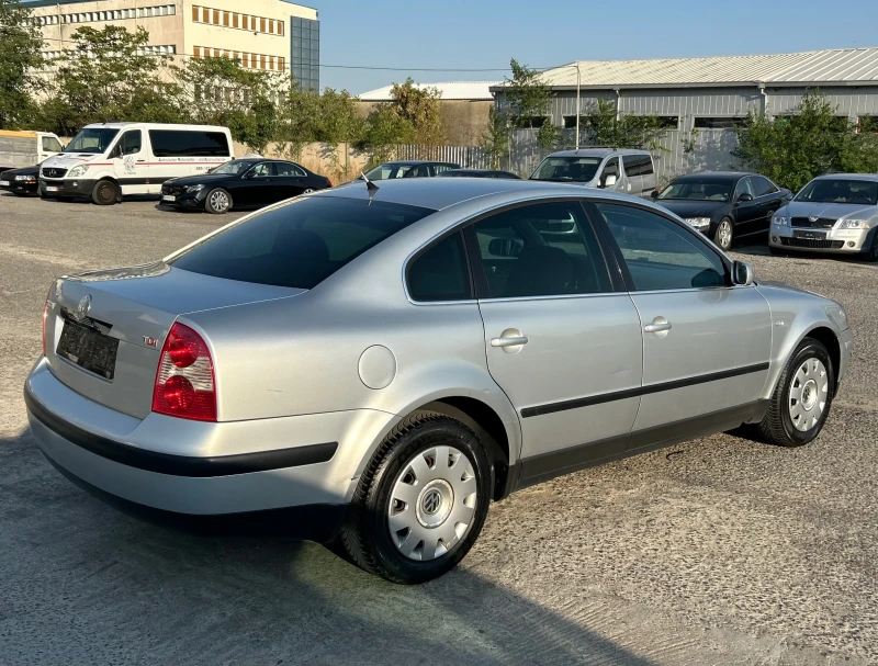 VW Passat 1.9TDI 131к.с ТОП , снимка 8 - Автомобили и джипове - 51146355