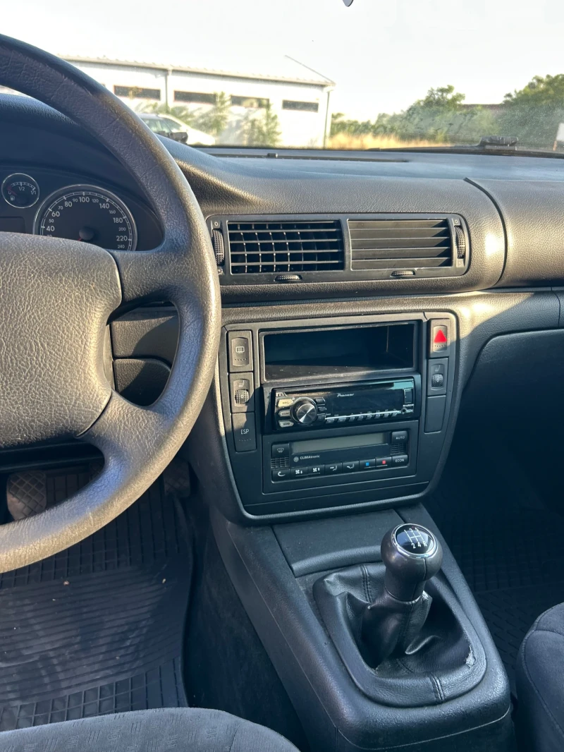 VW Passat 1.9TDI 131к.с ТОП , снимка 12 - Автомобили и джипове - 51146355