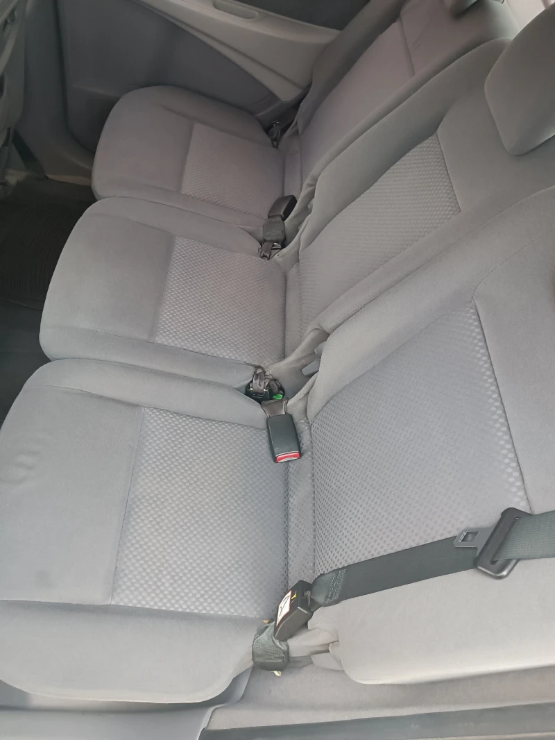 Nissan Almera tino, снимка 12 - Автомобили и джипове - 51913269