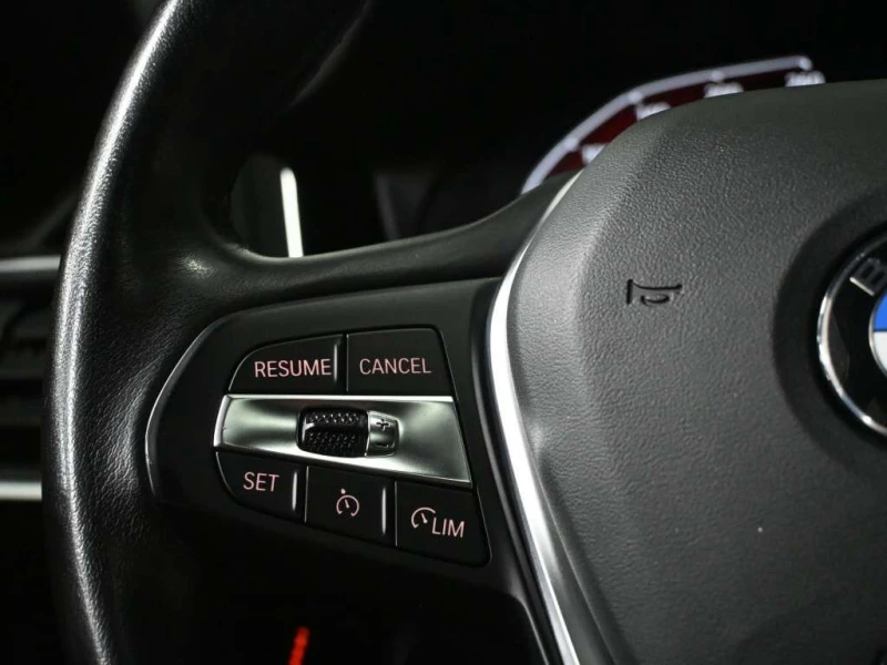 BMW 330 * xDrive NA * CARFAX * ЦЕНА ДО БГ, снимка 14 - Автомобили и джипове - 53235961