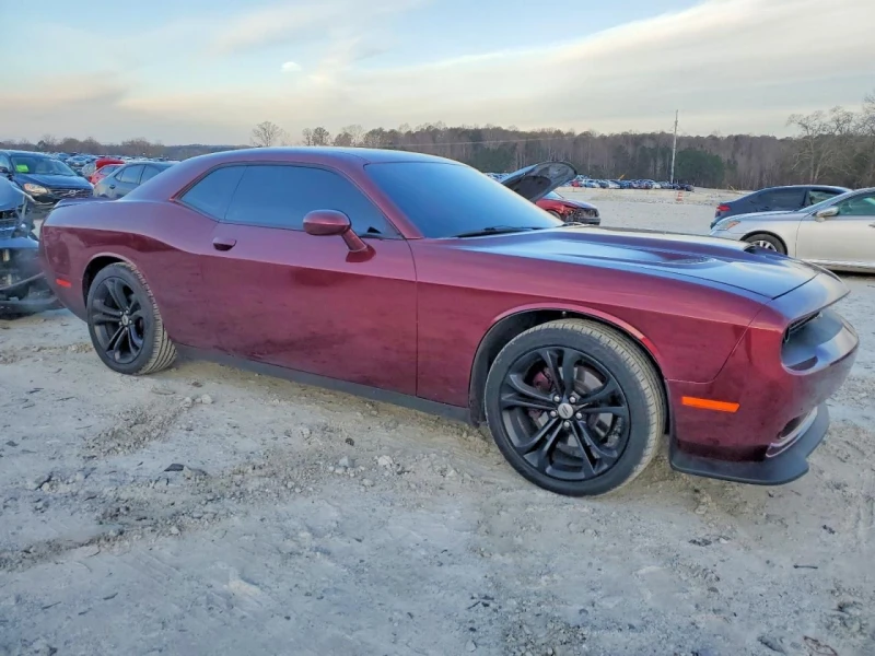 Dodge Challenger, снимка 4 - Автомобили и джипове - 53362295