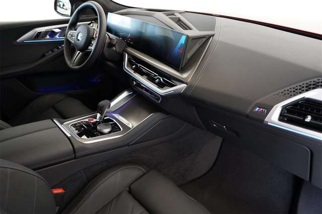 BMW XM 4.4i xDrive, снимка 6 - Автомобили и джипове - 42342056