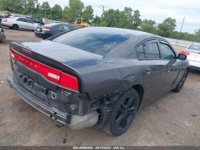 Dodge Charger SE, снимка 6 - Автомобили и джипове - 47131992