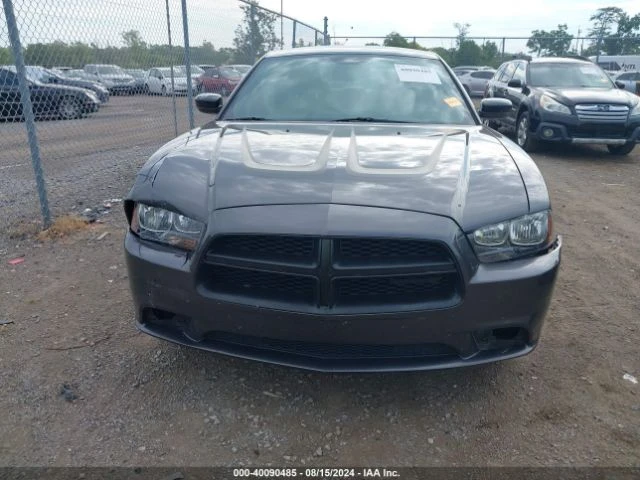 Dodge Charger SE, снимка 2 - Автомобили и джипове - 47131992