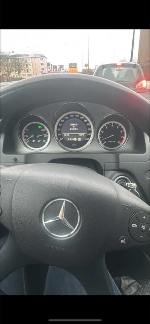 Mercedes-Benz C 180 CGI BlueEFFICIENCY 5G-Tronic, снимка 8 - Автомобили и джипове - 53745042
