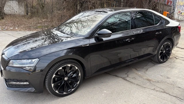 Skoda Superb 2.0 TDI, снимка 4 - Автомобили и джипове - 53748220