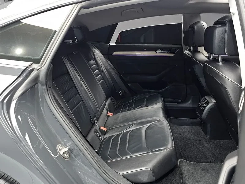 VW Arteon 2.0 Tdi Premium, снимка 11 - Автомобили и джипове - 55084799