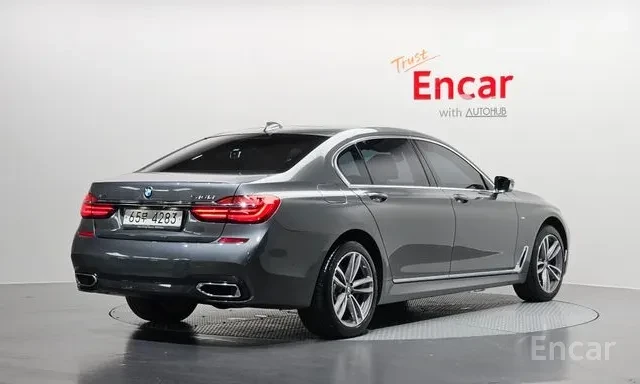 BMW 740 M SPORT * TV * МАСАЖ И ОБДУХВАНЕ ОТЗАД * DISTRONIC, снимка 3 - Автомобили и джипове - 55827104