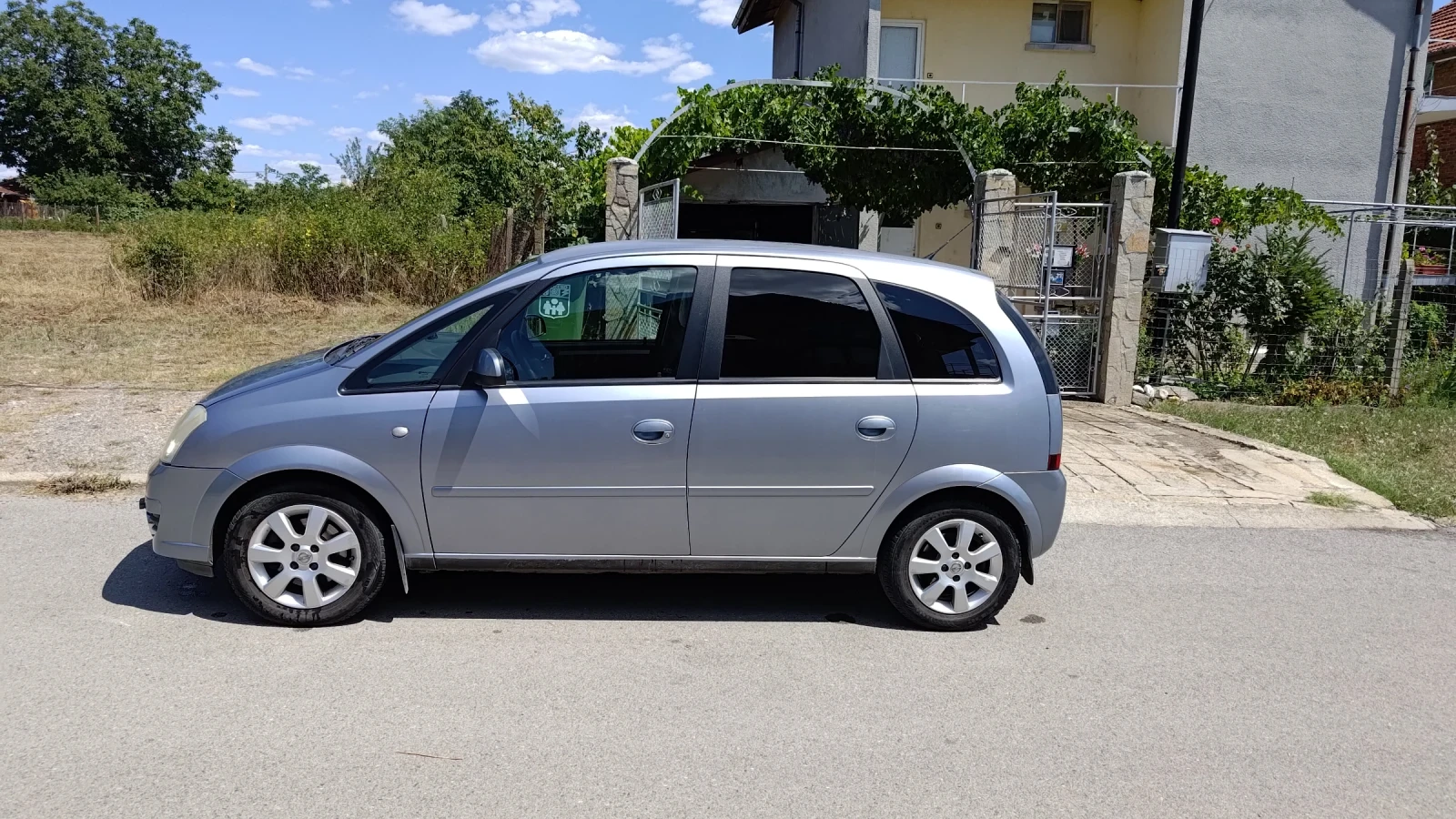 Opel Meriva 1.6 Газ, регистрация, ГТП - изображение 2